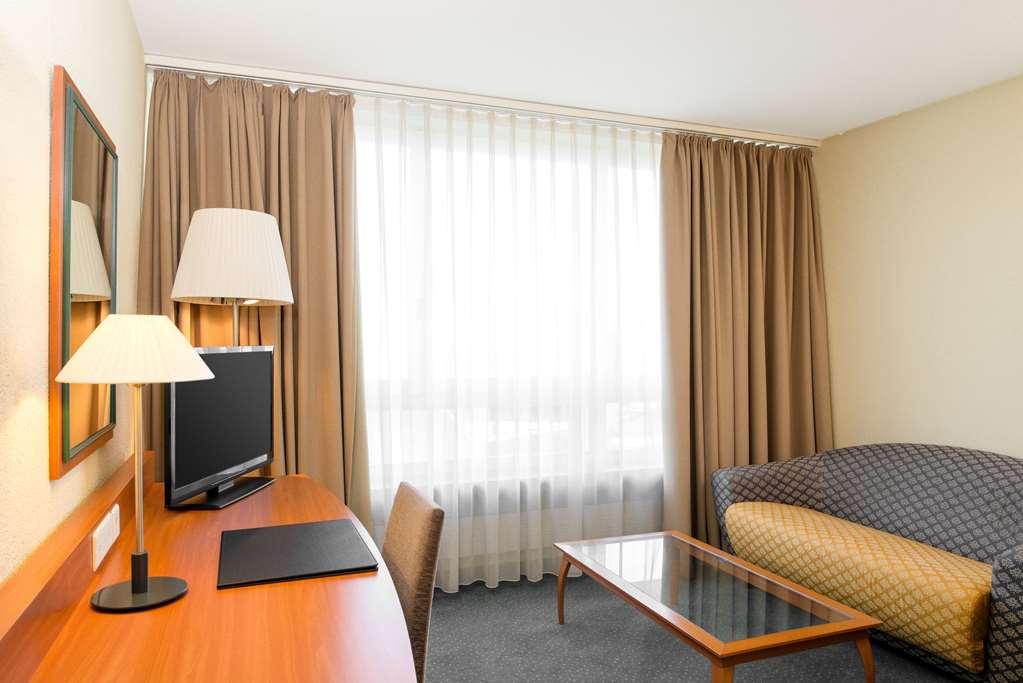 Nh Fribourg Hotel Chambre photo