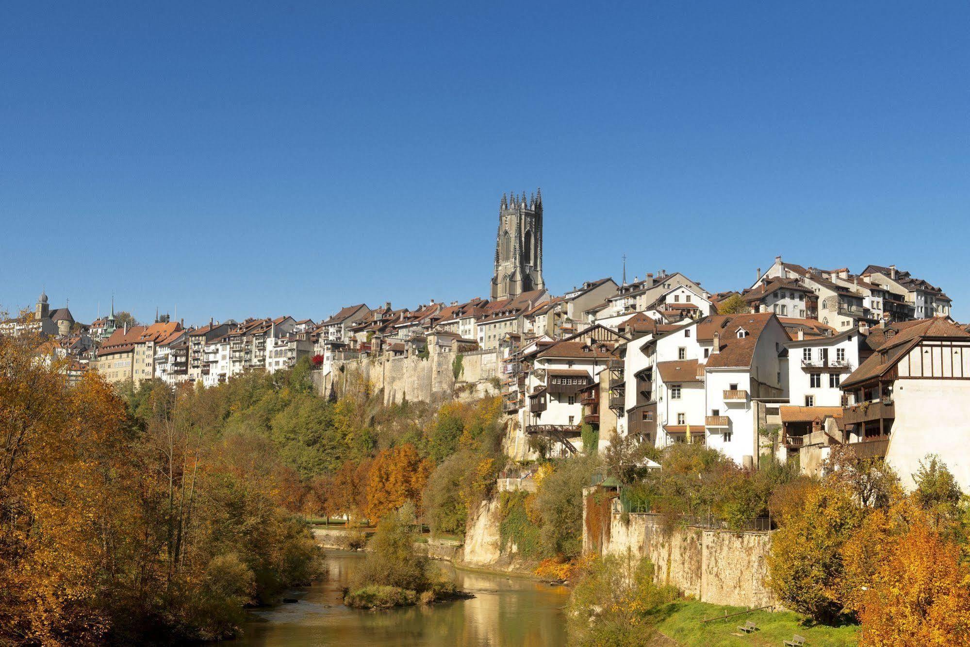 Nh Fribourg Hotel Extérieur photo